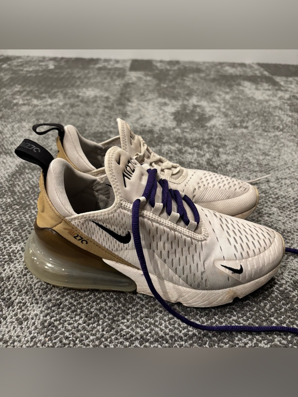 Nike Air Max 270 Phantom Hemp Athletic Running Shoes Womens U.S. Size 7
